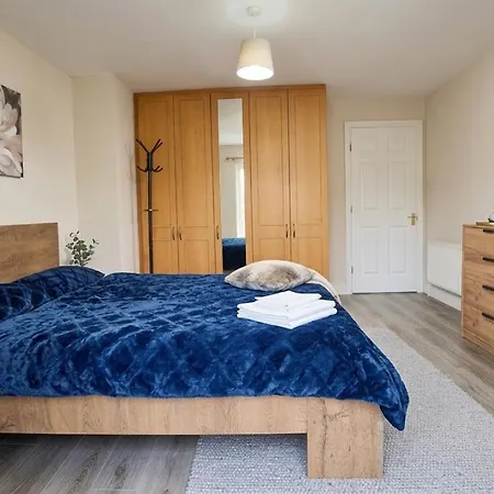 Cosy Ensuite Near Douglas Golf Club Habitación en casa particular